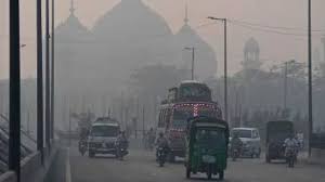 Lahore Faces AQI 1900, Mass Hospitalizations, and Wedding Ban